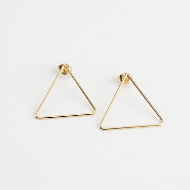 BRINCO GEOMÉTRICO TRIÂNGULO de R$ 36,90 por: - Imagem 2